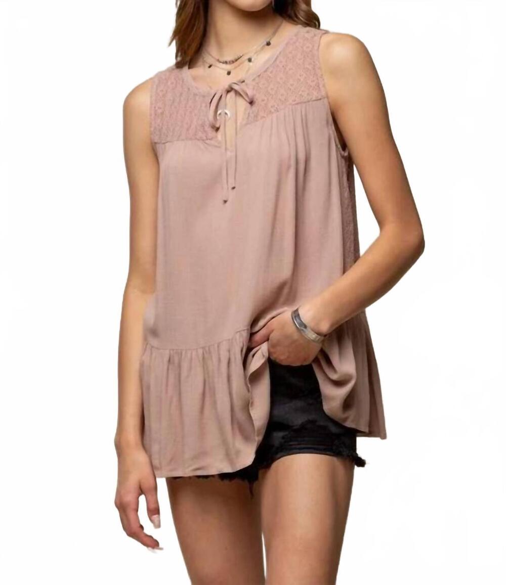 NEW DOE AND RAE aubrey sleeveless lace insert peplum top in red bean